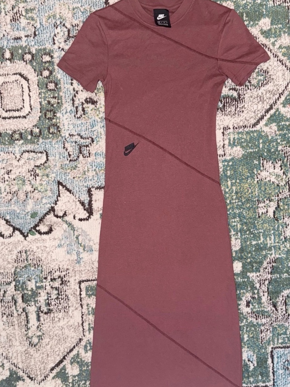Nike Mauve Short-Sleeve Midi Bodycon Dress